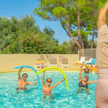 Mobil Avec Climatisation - 6 Pers. - Api-1-52-2186 אתר קמפינג *
